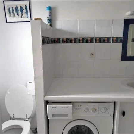 Сasa de vacaciones Charmante Maison Rénovée Proche Port Et Plage, 3 Chambres, Cour Avec Salon De Jardin - Fr-1-331-81 *