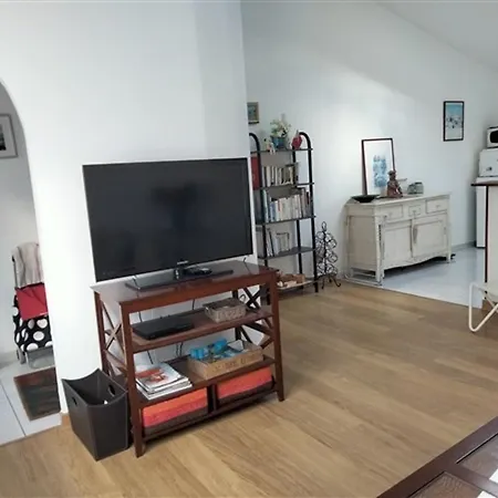 Charmante Maison Renovee Proche Port Et Plage, 3 Chambres, Cour Avec Salon De Jardin - Fr-1-331-81 * レ・サ​​ーブル・ドロンヌ