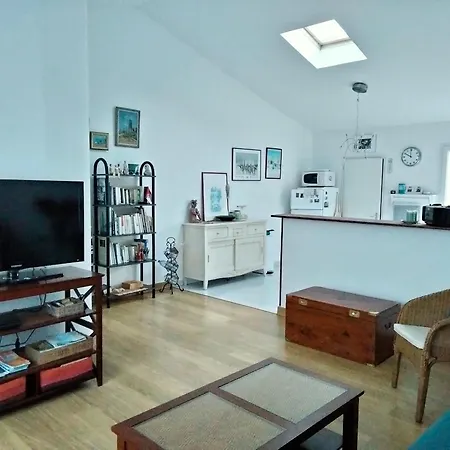 Charmante Maison Rénovée Proche Port Et Plage, 3 Chambres, Cour Avec Salon De Jardin - Fr-1-331-81 Сasa de vacaciones *