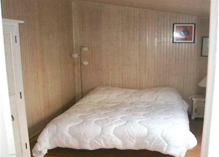 펜션 Charmante Maison Renovee Proche Port Et Plage, 3 Chambres, Cour Avec Salon De Jardin - Fr-1-331-81 Les Sables-dʼOlonne